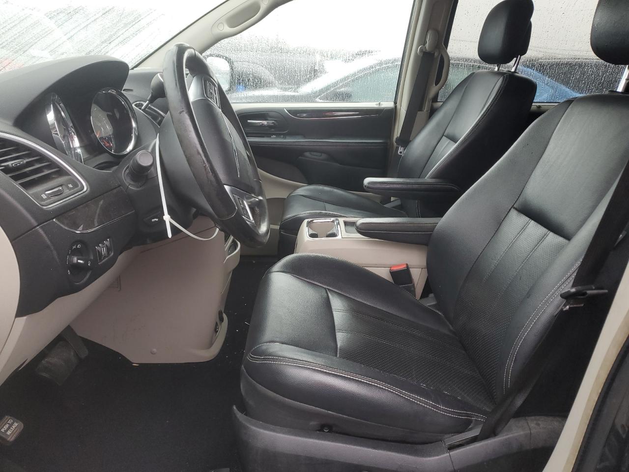 Chrysler Minivan Touring L