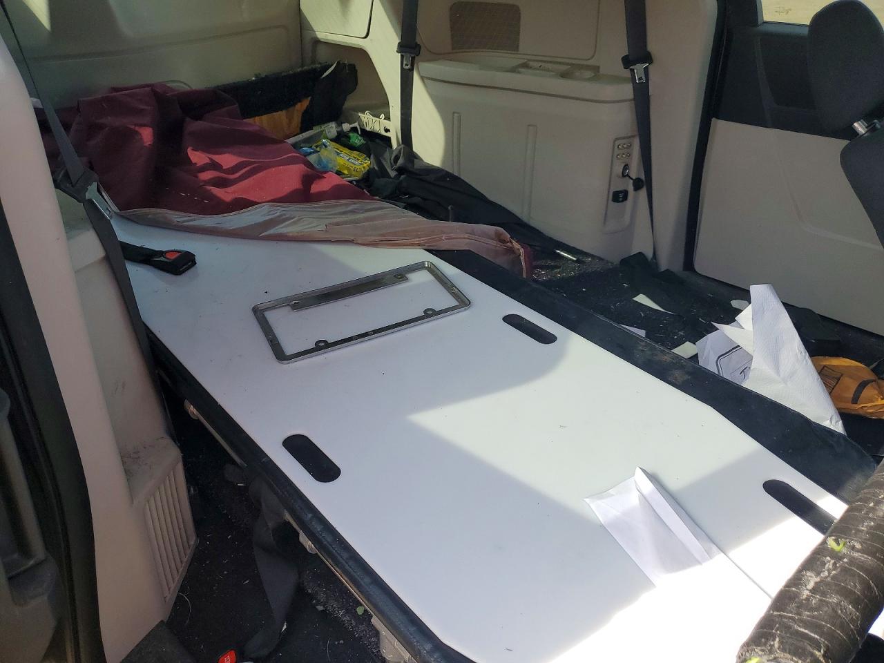 Dodge Caravan Sxt