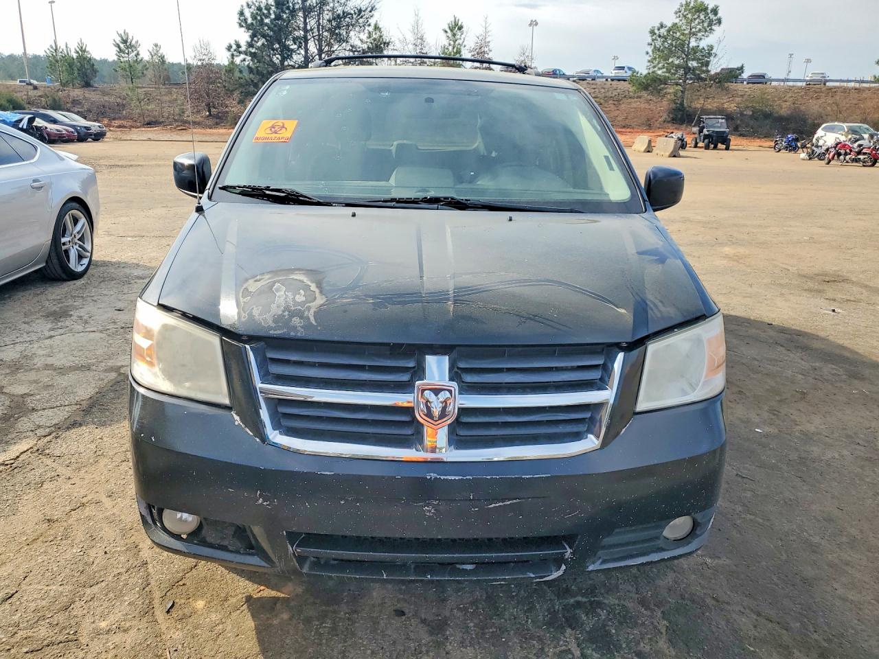 Dodge Caravan Sxt