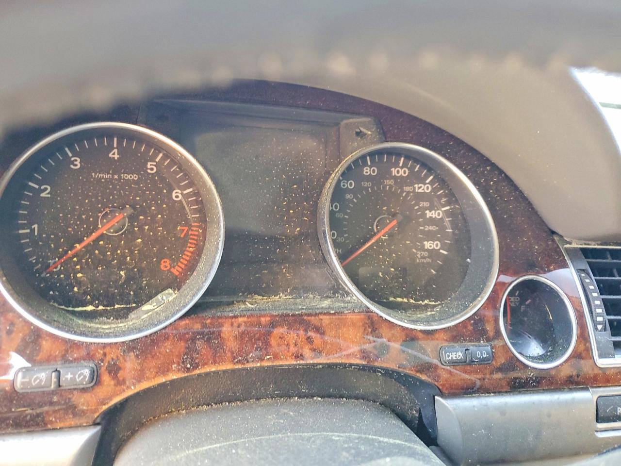 Audi A8 L Quattro