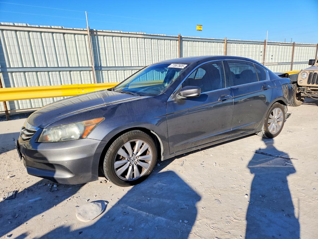 Salvage Honda Accord Image