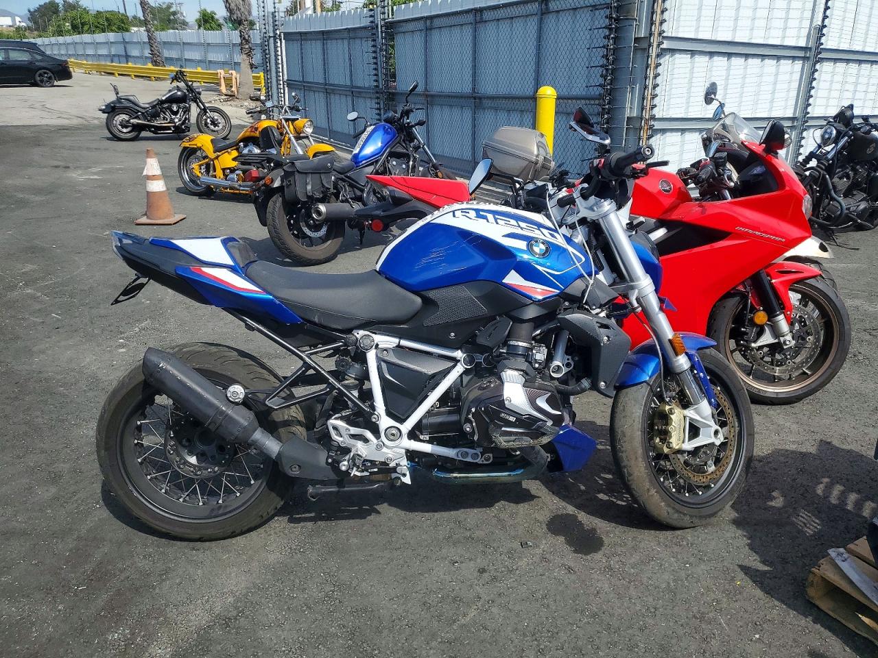 Salvage BMW M Series Image