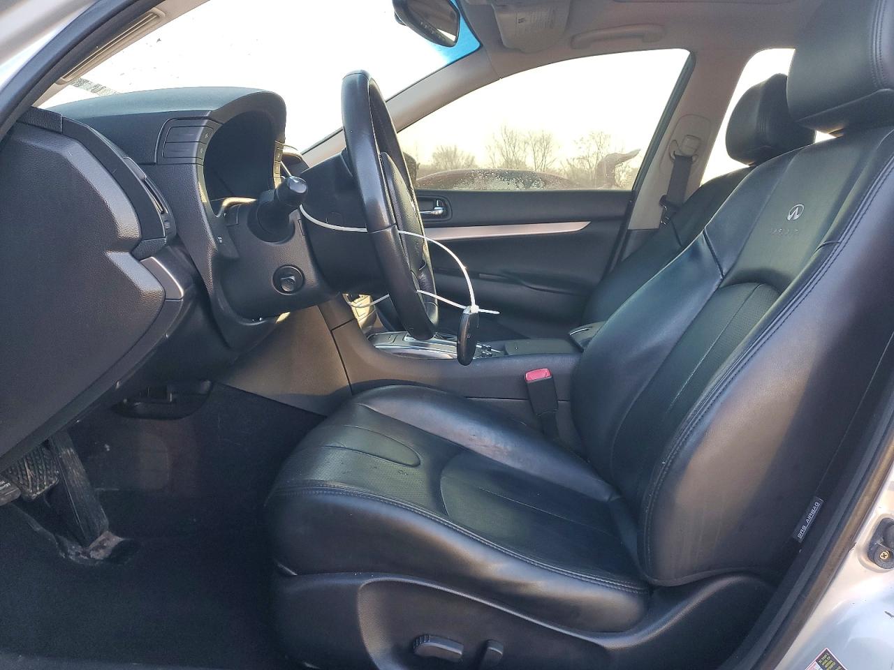 INFINITI G37