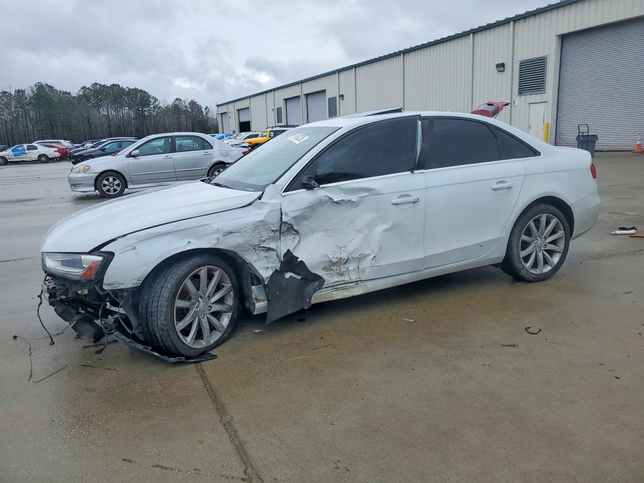 Salvage Audi A4 Image