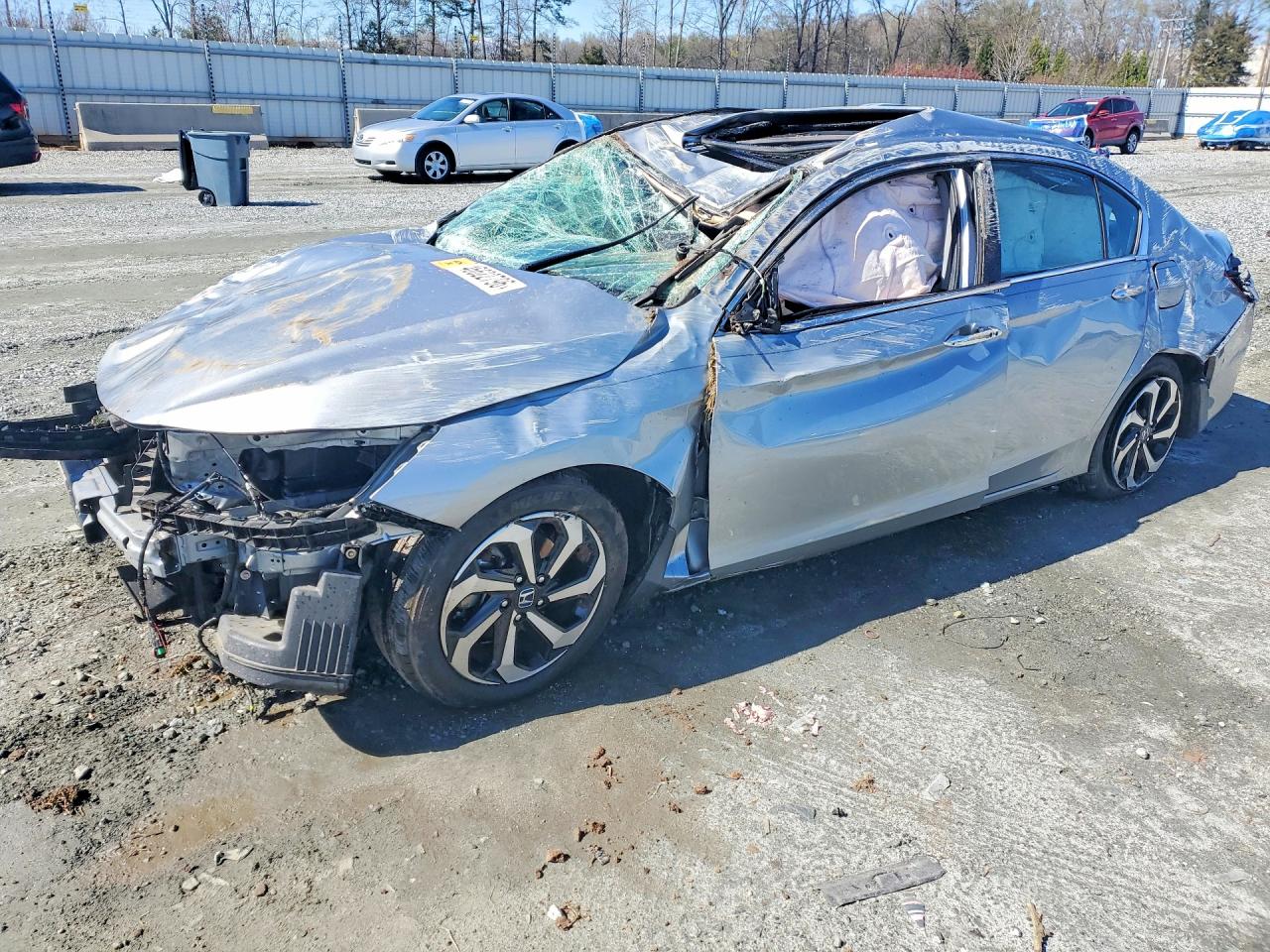 Salvage Honda Accord Image