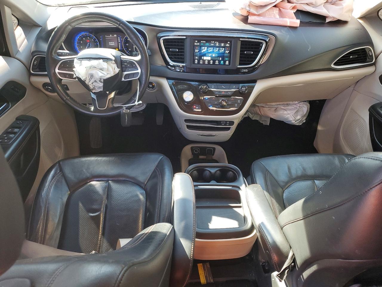 Chrysler Pacifica