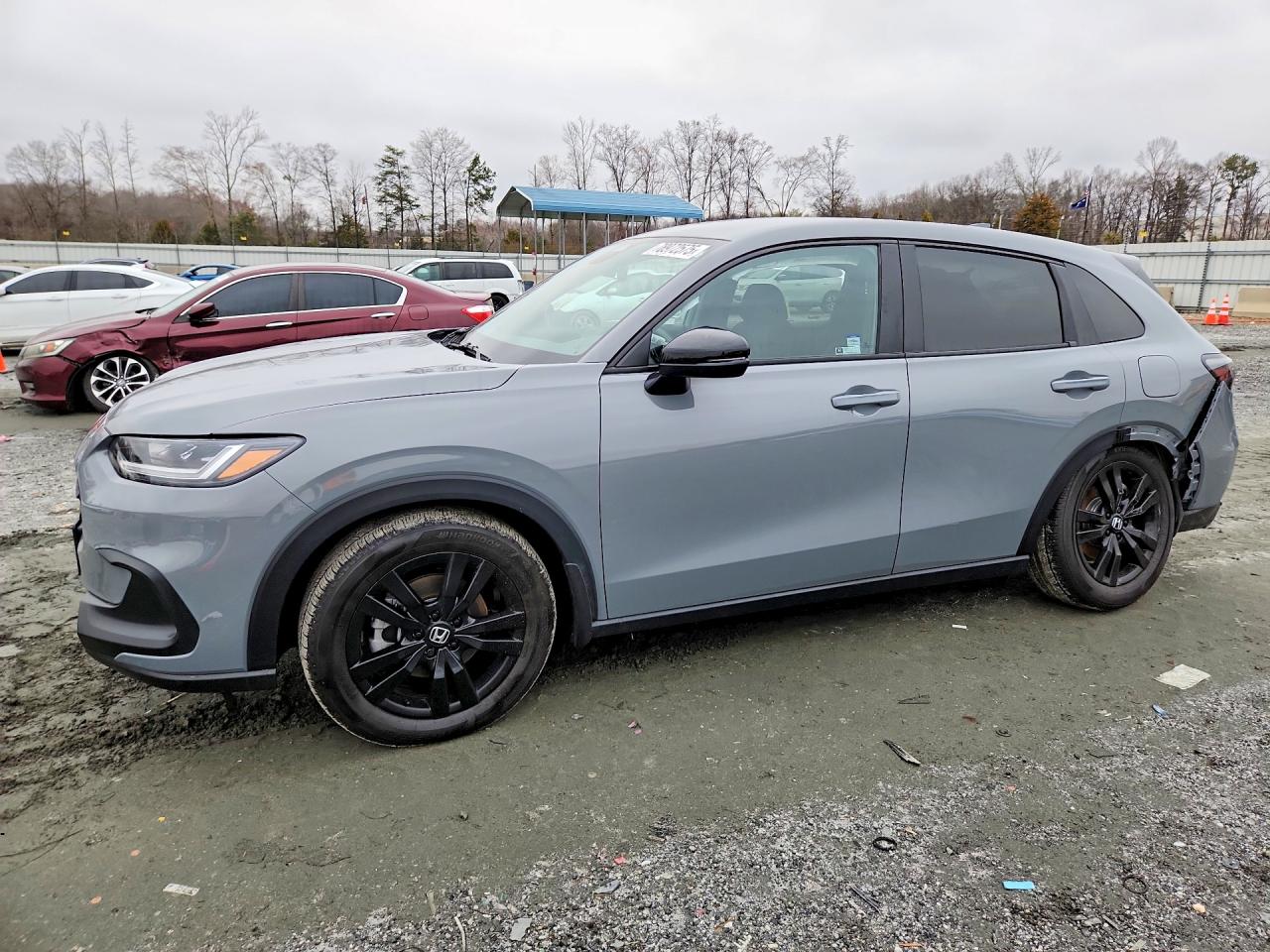 Salvage Honda HR-V Image