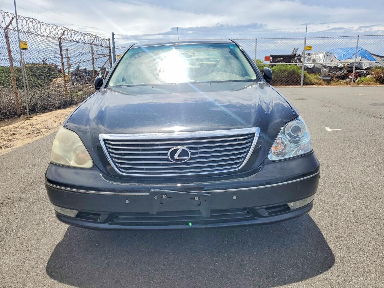 Lexus LS