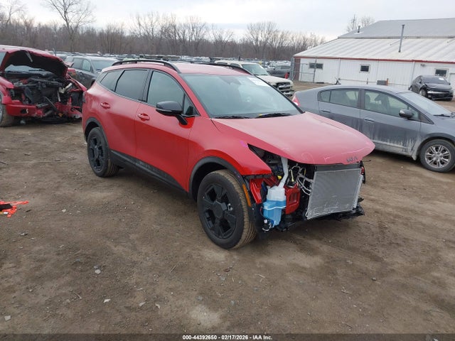 Salvage Kia Sportage Image