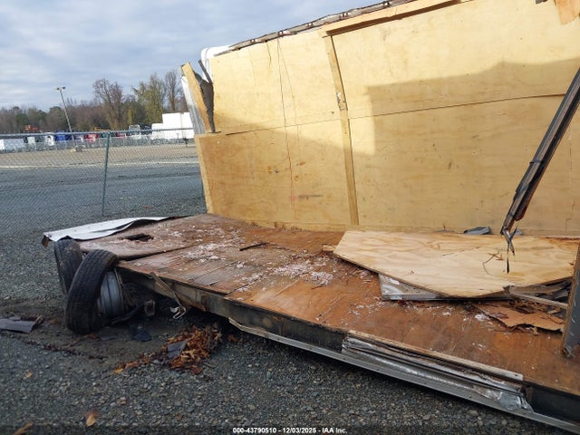Trailer Peach Cargo 16 Enclosed
