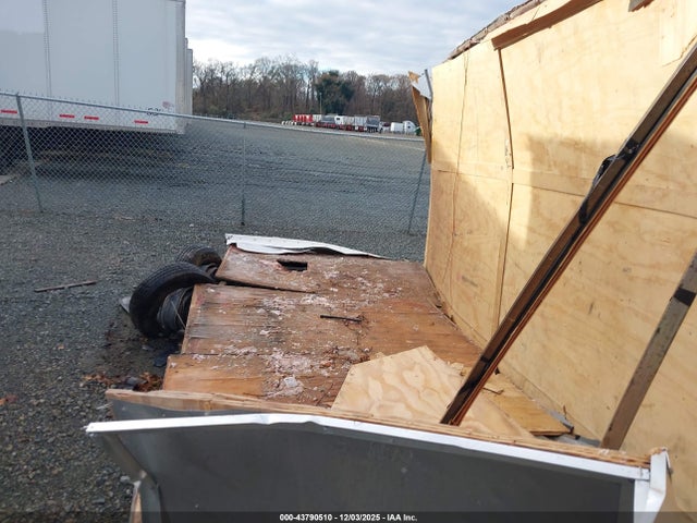 Trailer Peach Cargo 16 Enclosed