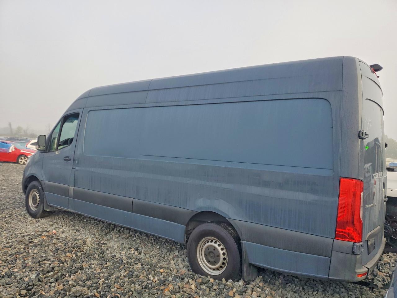 Mercedes-Benz Sprinter 2500