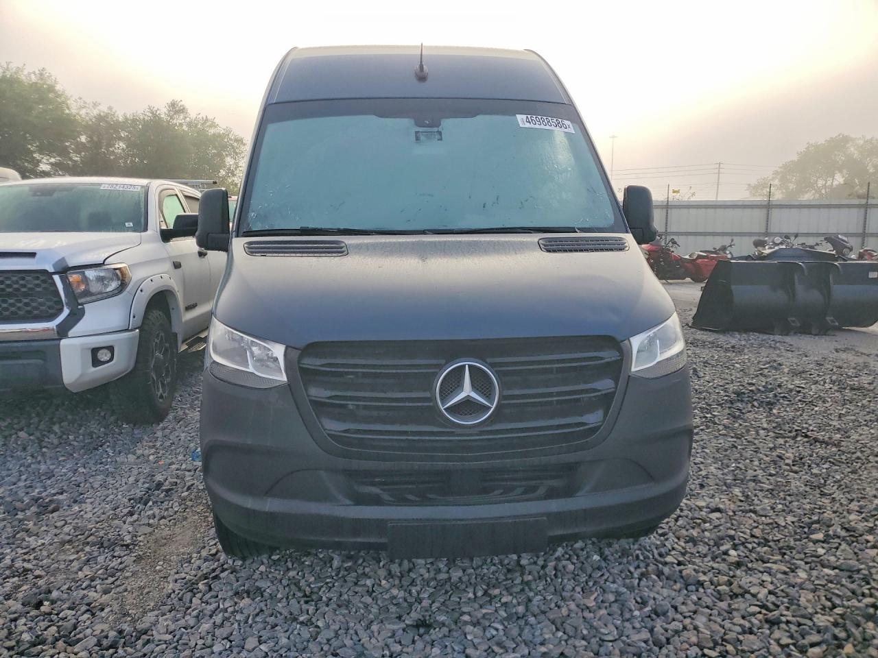 Mercedes-Benz Sprinter 2500