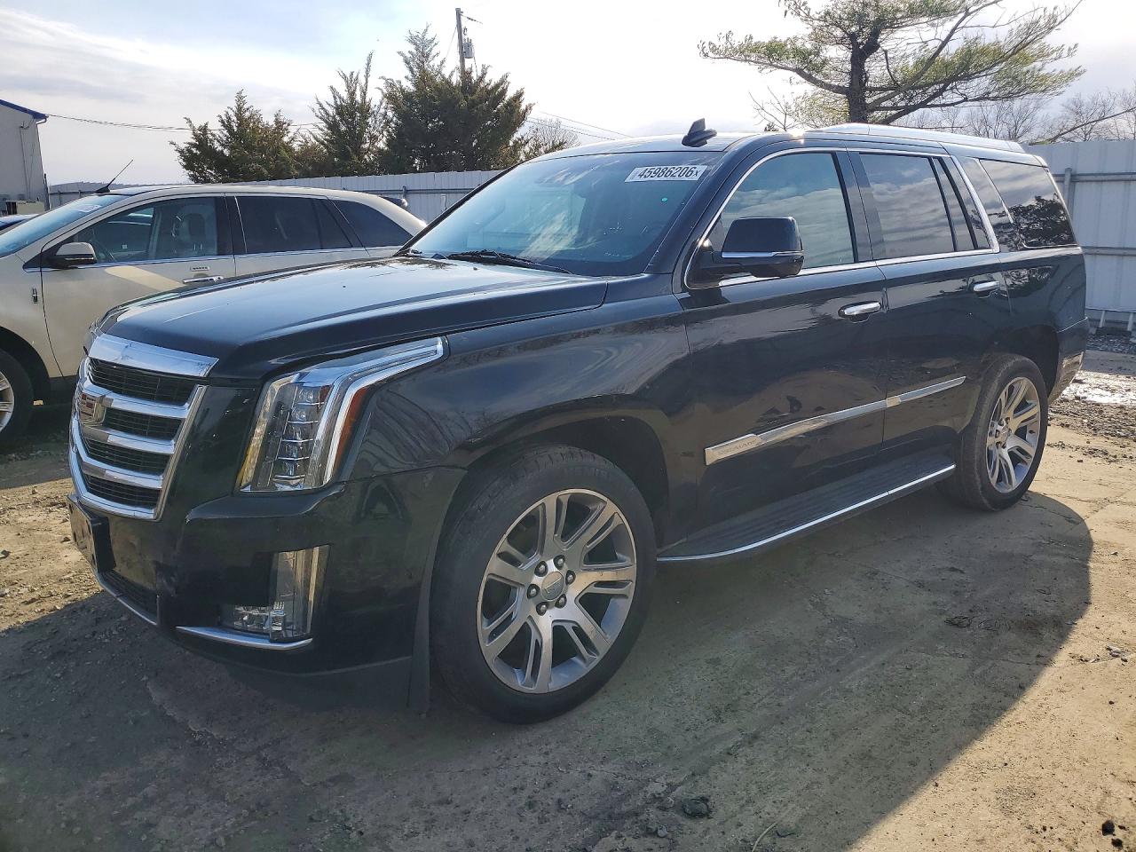 Salvage Cadillac Escalade Image
