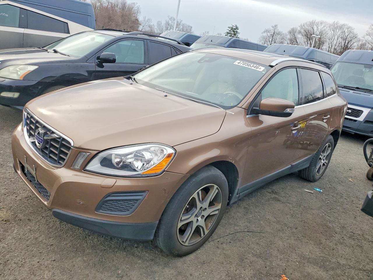 Salvage Volvo XC60 Image