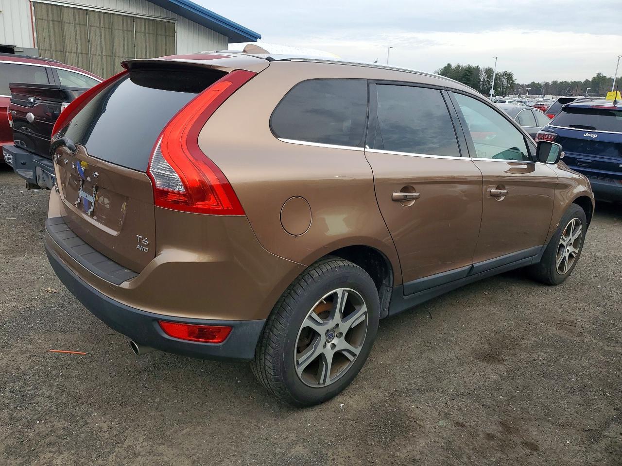 Volvo XC60 T6