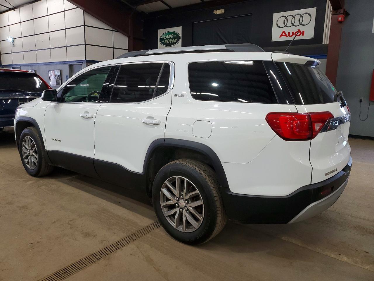 GMC Acadia Sle