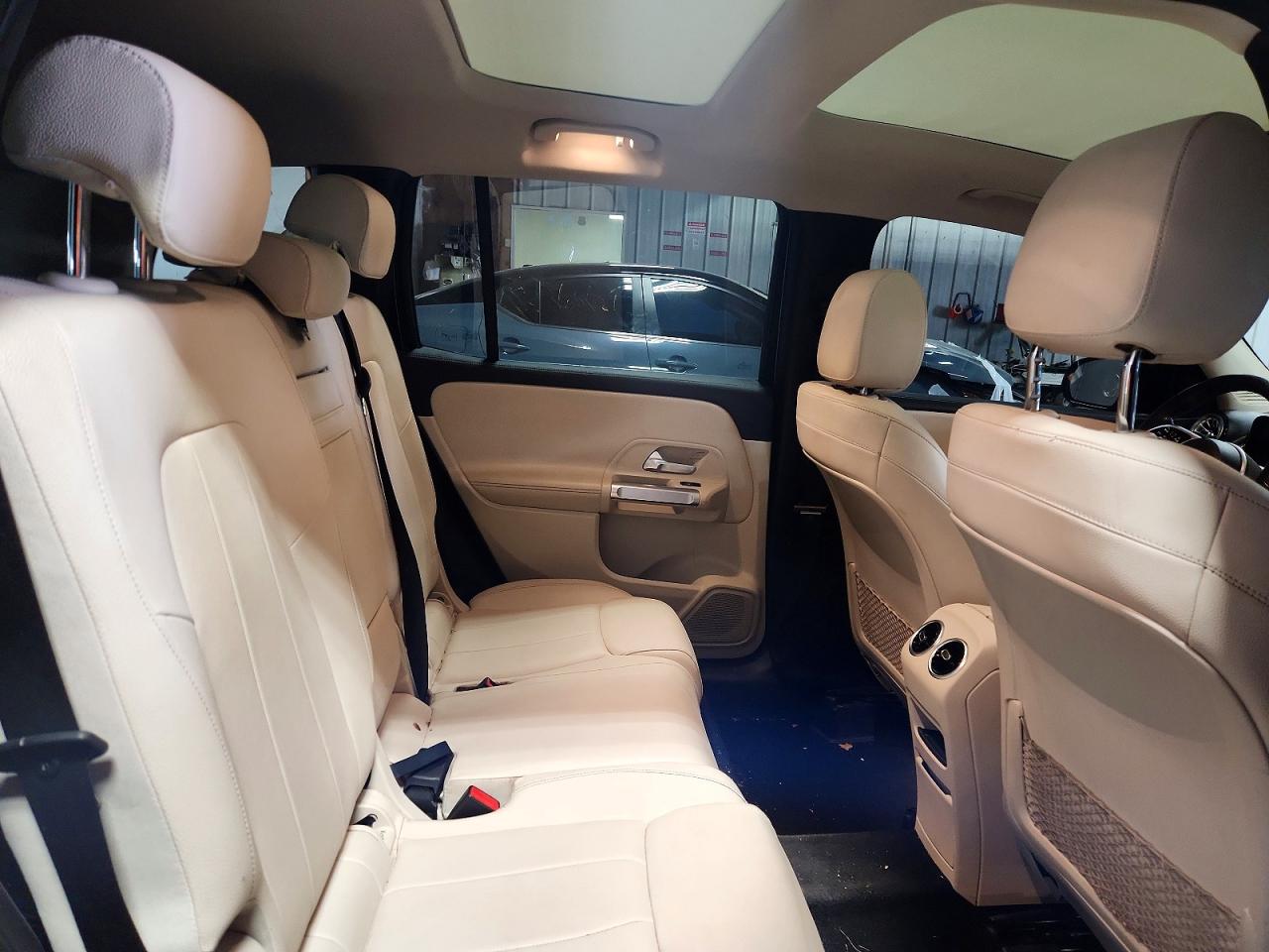 Mercedes-Benz GLB 250 4matic