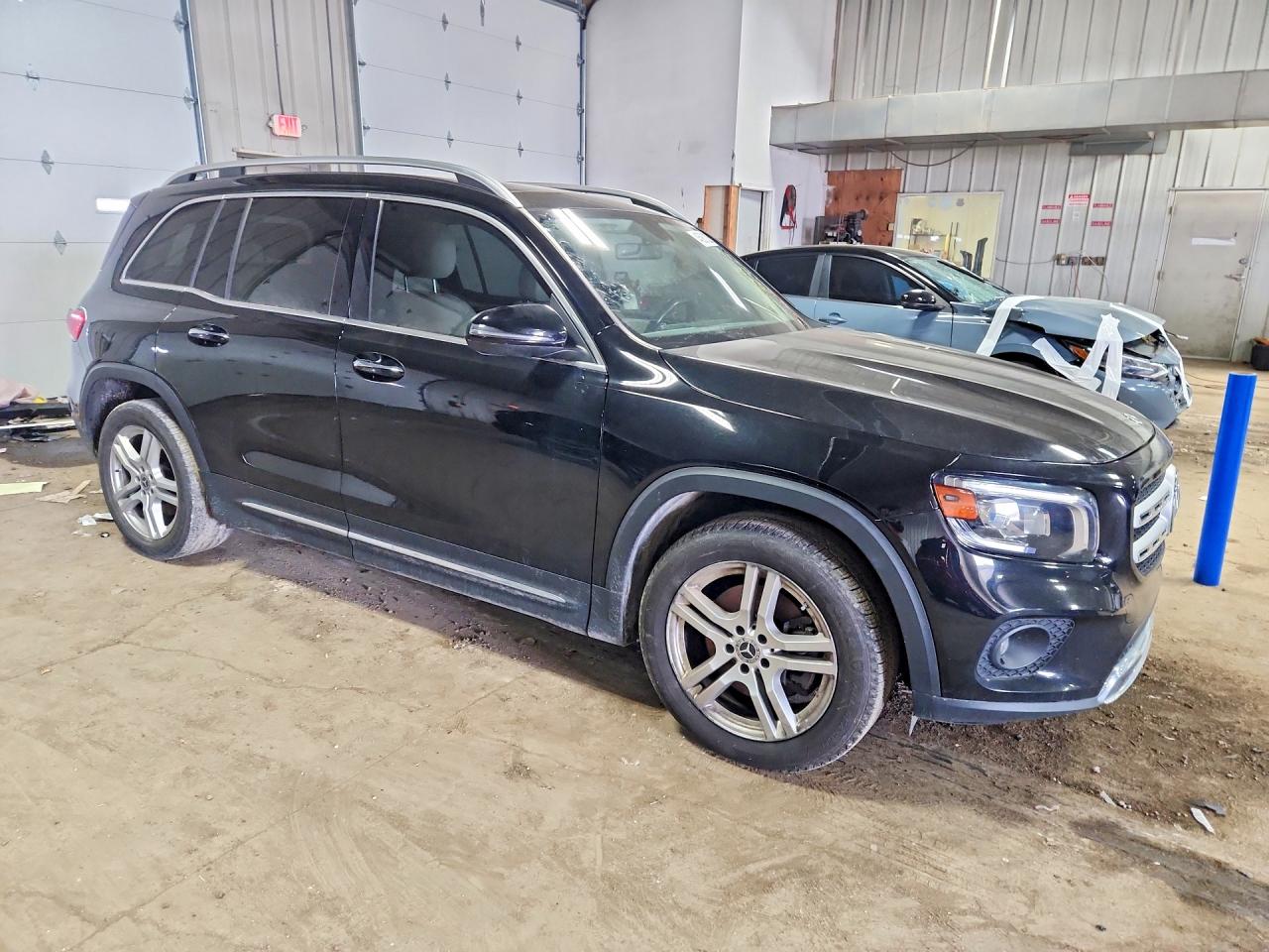 Mercedes-Benz GLB 250 4matic