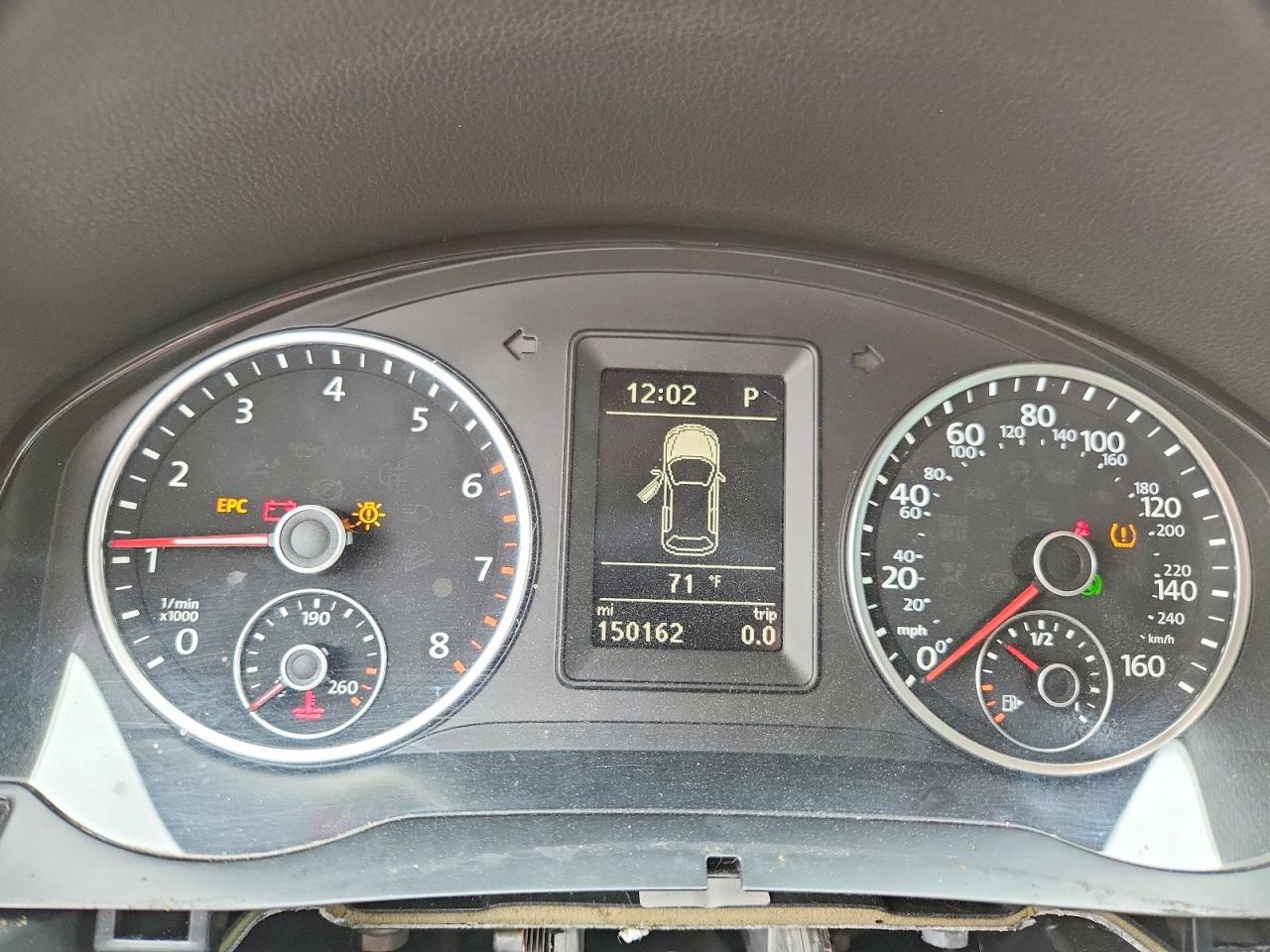 Volkswagen Tiguan S