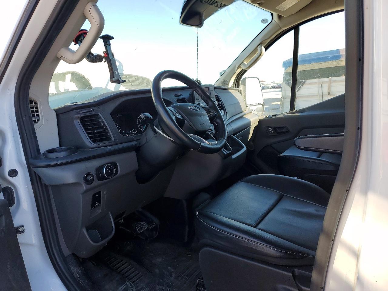 Ford Transit T-250