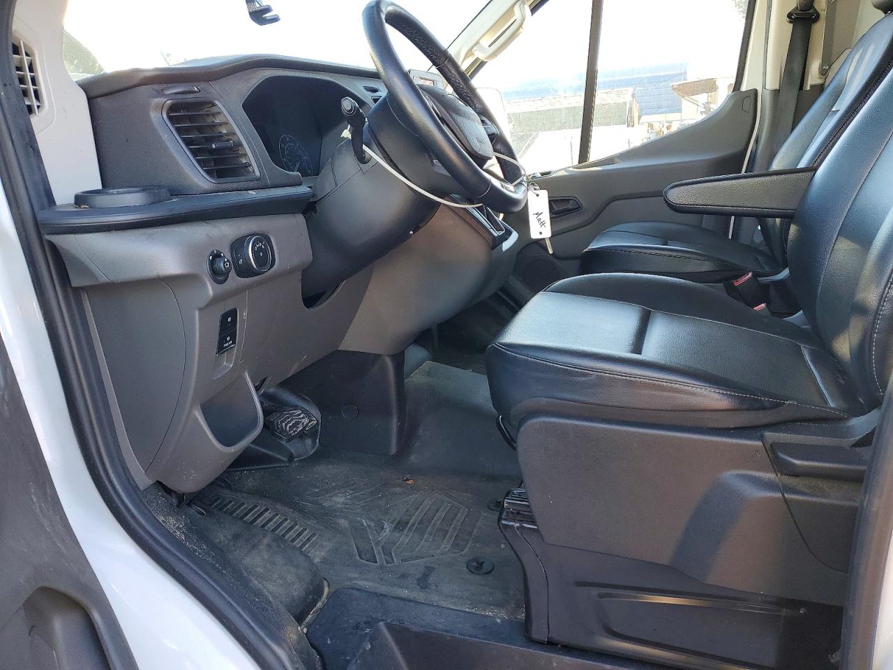 Ford Transit T-250