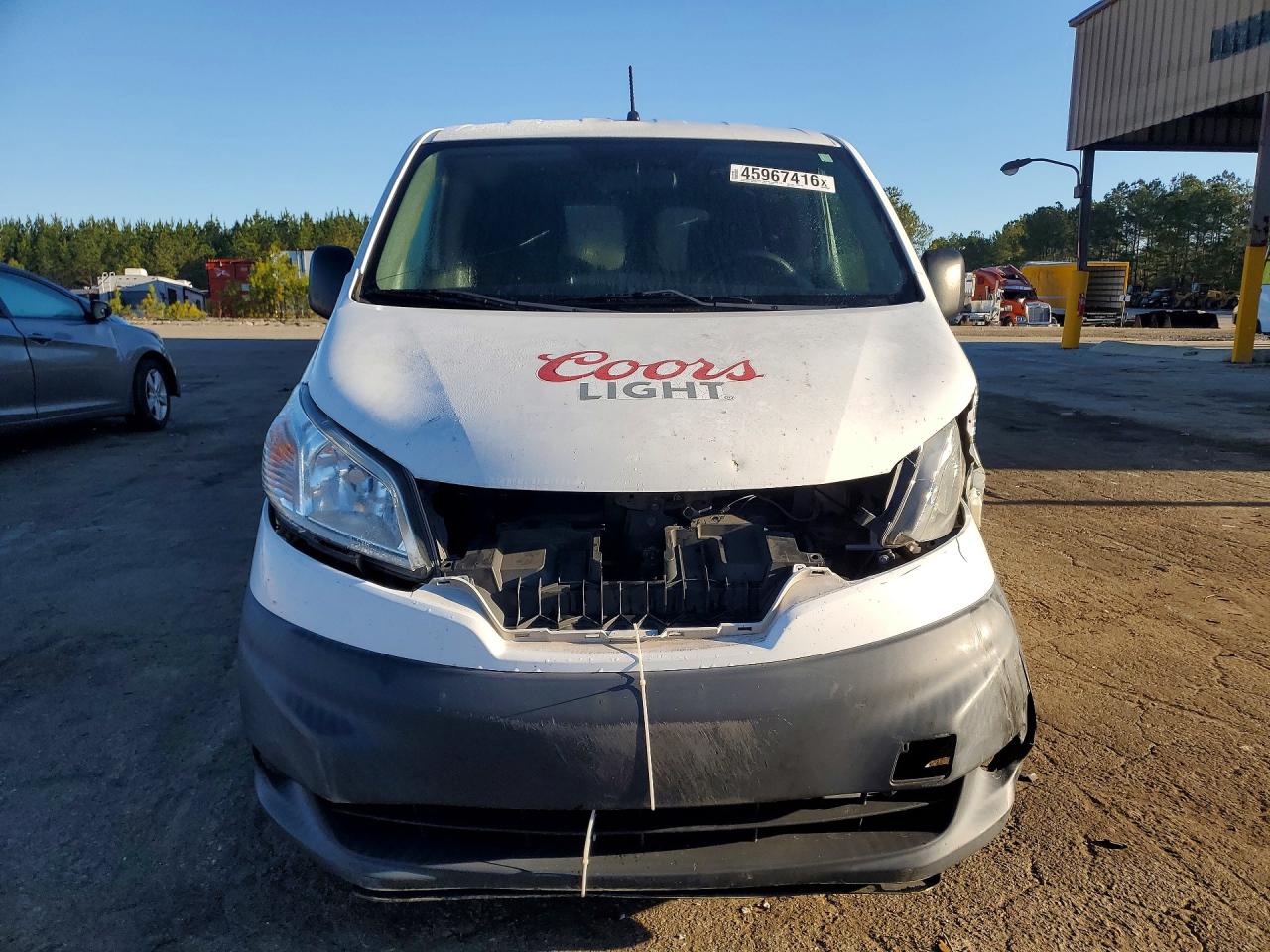 Nissan Nv