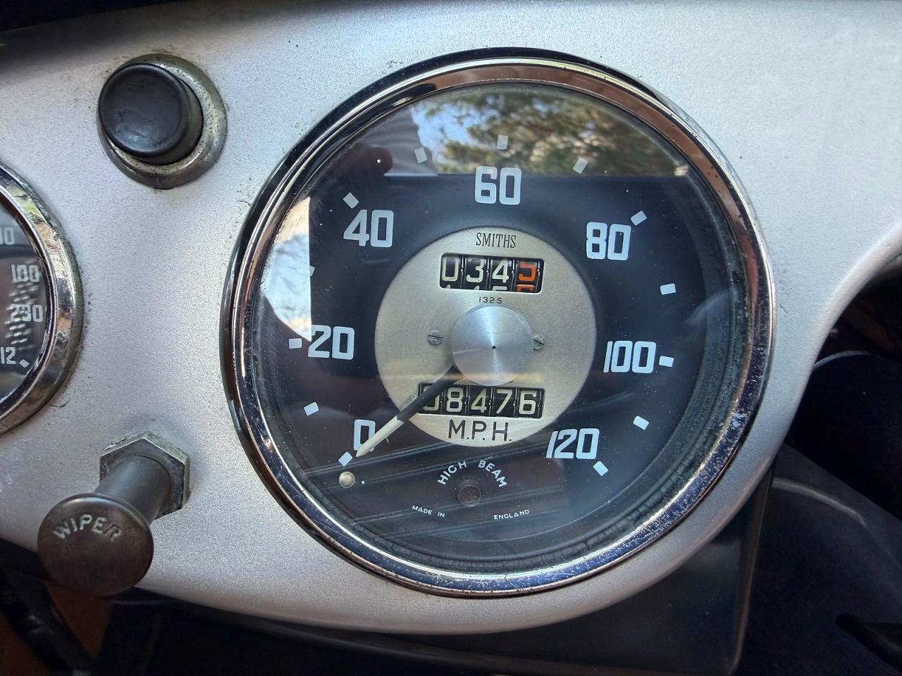 Aust 100 4