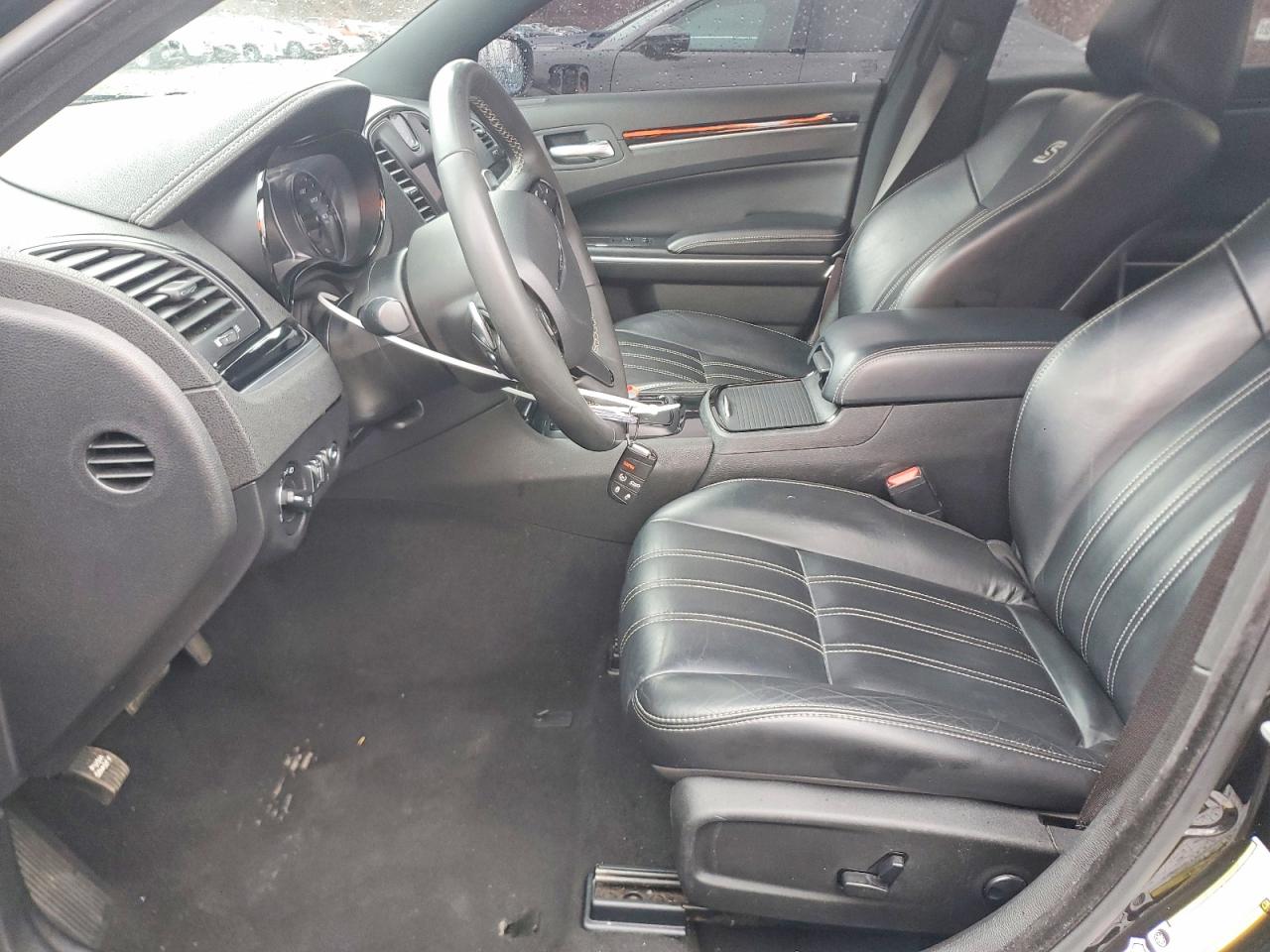 Chrysler 300 S