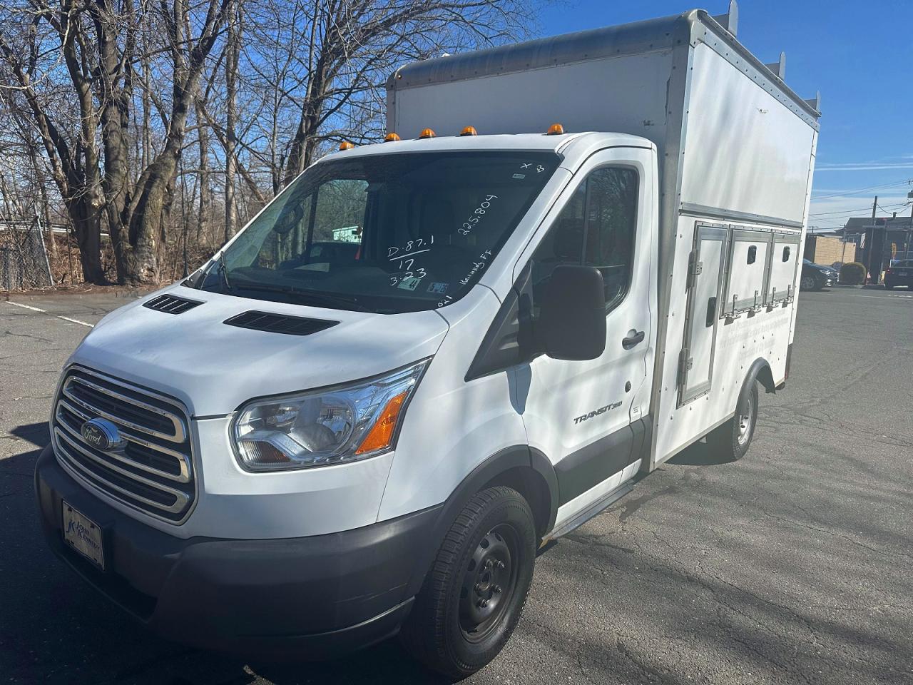 Salvage Ford Transit Image