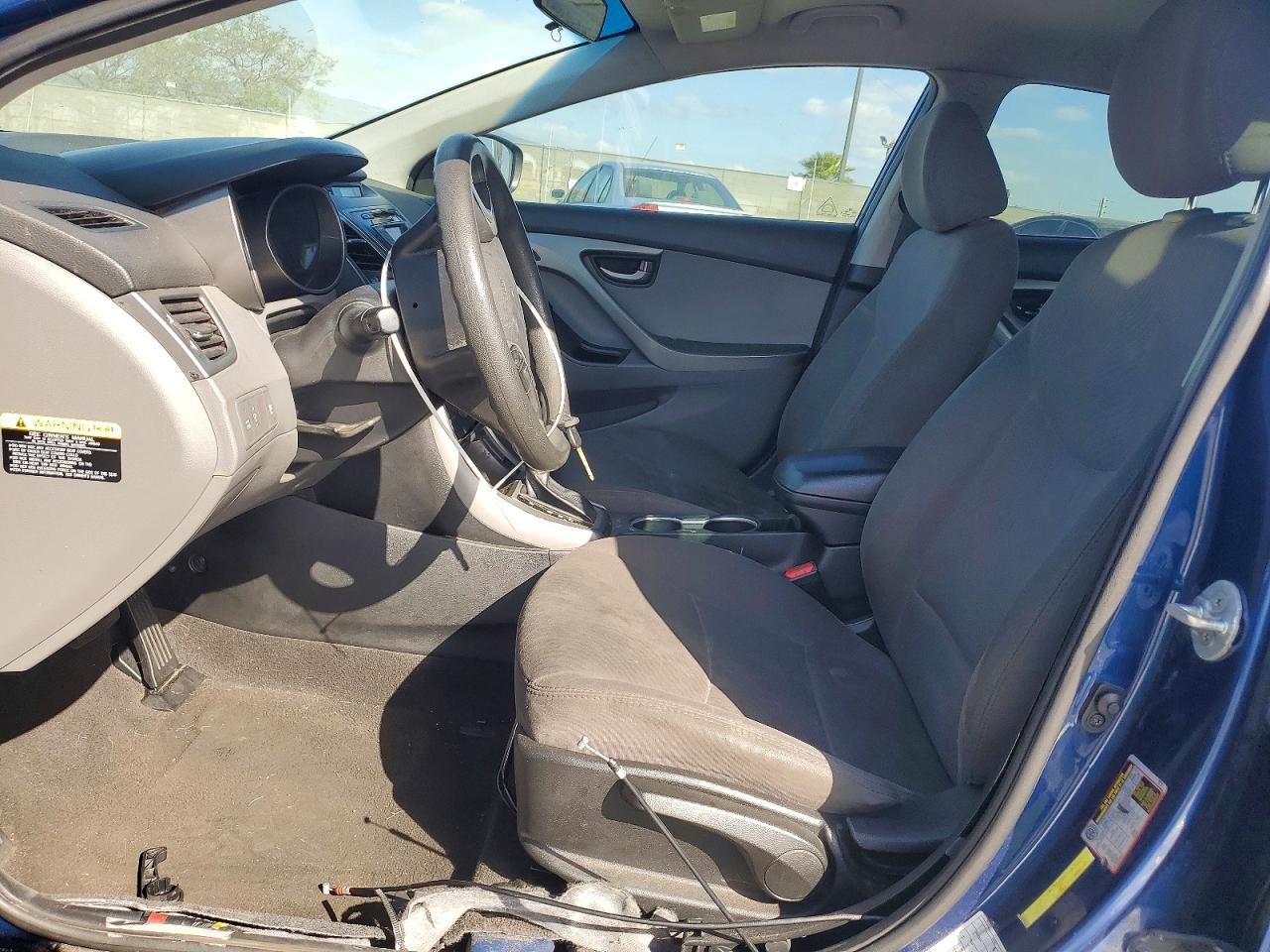 Hyundai ELANTRA Se