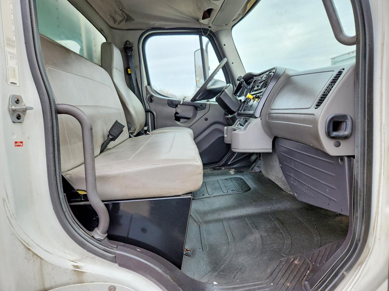 Freightliner M2