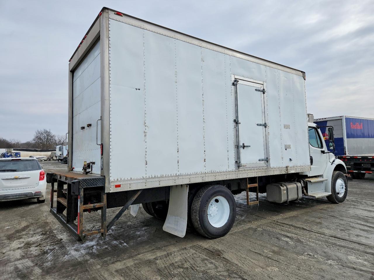 Freightliner M2