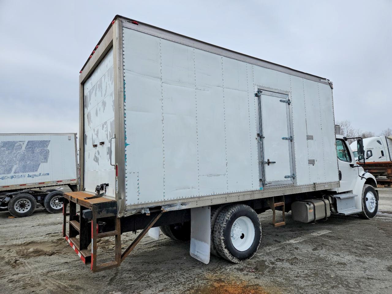 Freightliner M2
