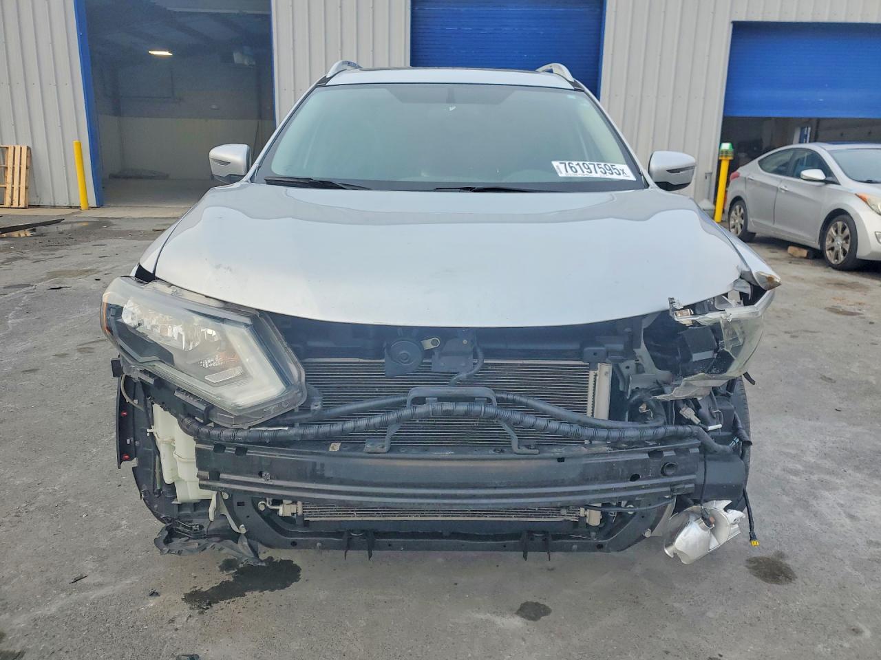 Nissan Rogue S