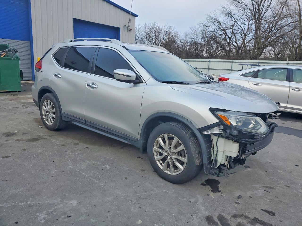 Nissan Rogue S