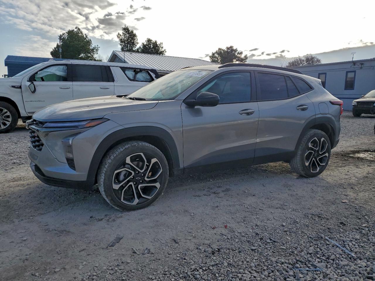 Salvage Chevrolet Trax Image