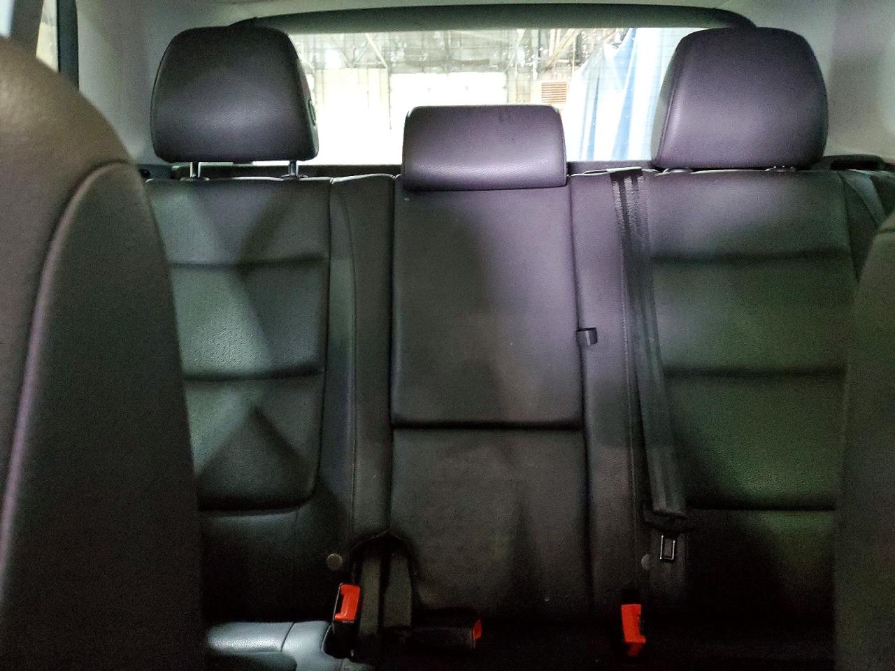 Volkswagen Tiguan S