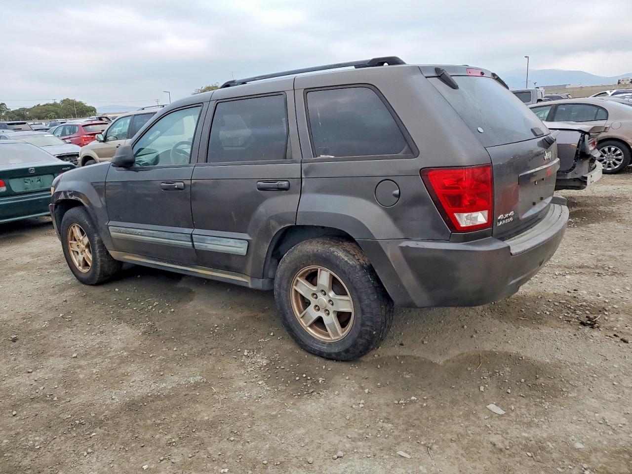 Jeep Grand Cherokee Laredo