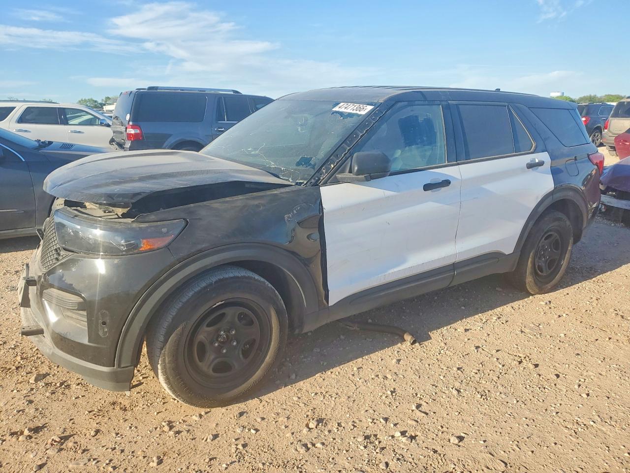 Salvage Ford Explorer Image