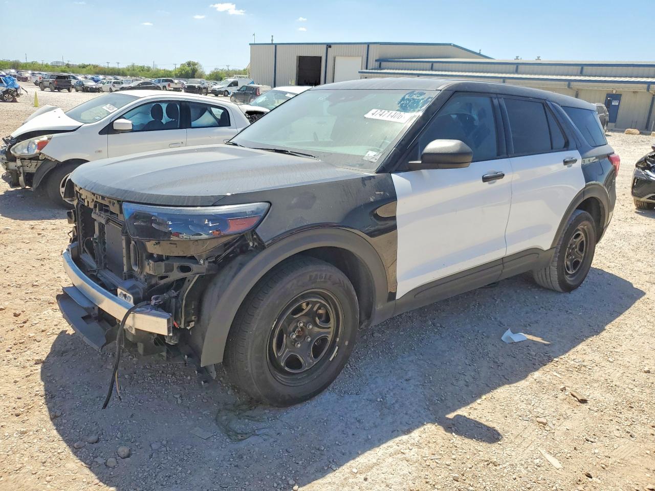 Salvage Ford Explorer Image
