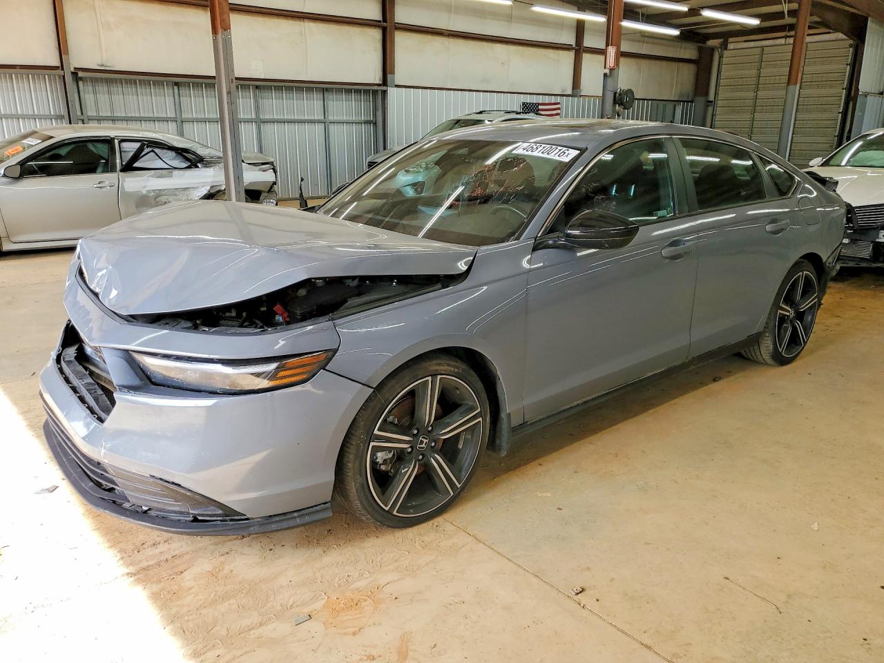 Salvage Honda Accord Image