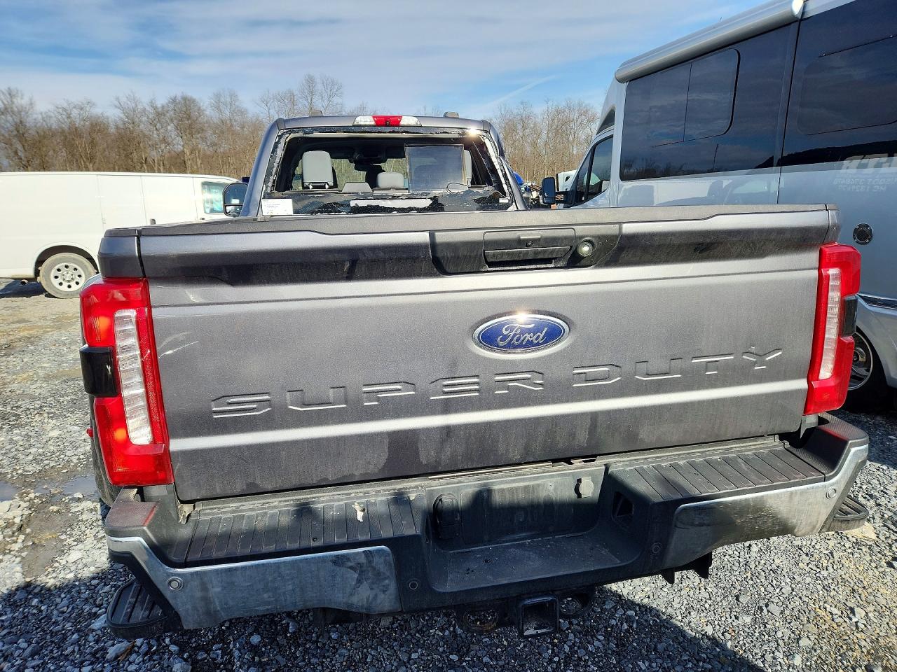 Ford F-450 Super Duty