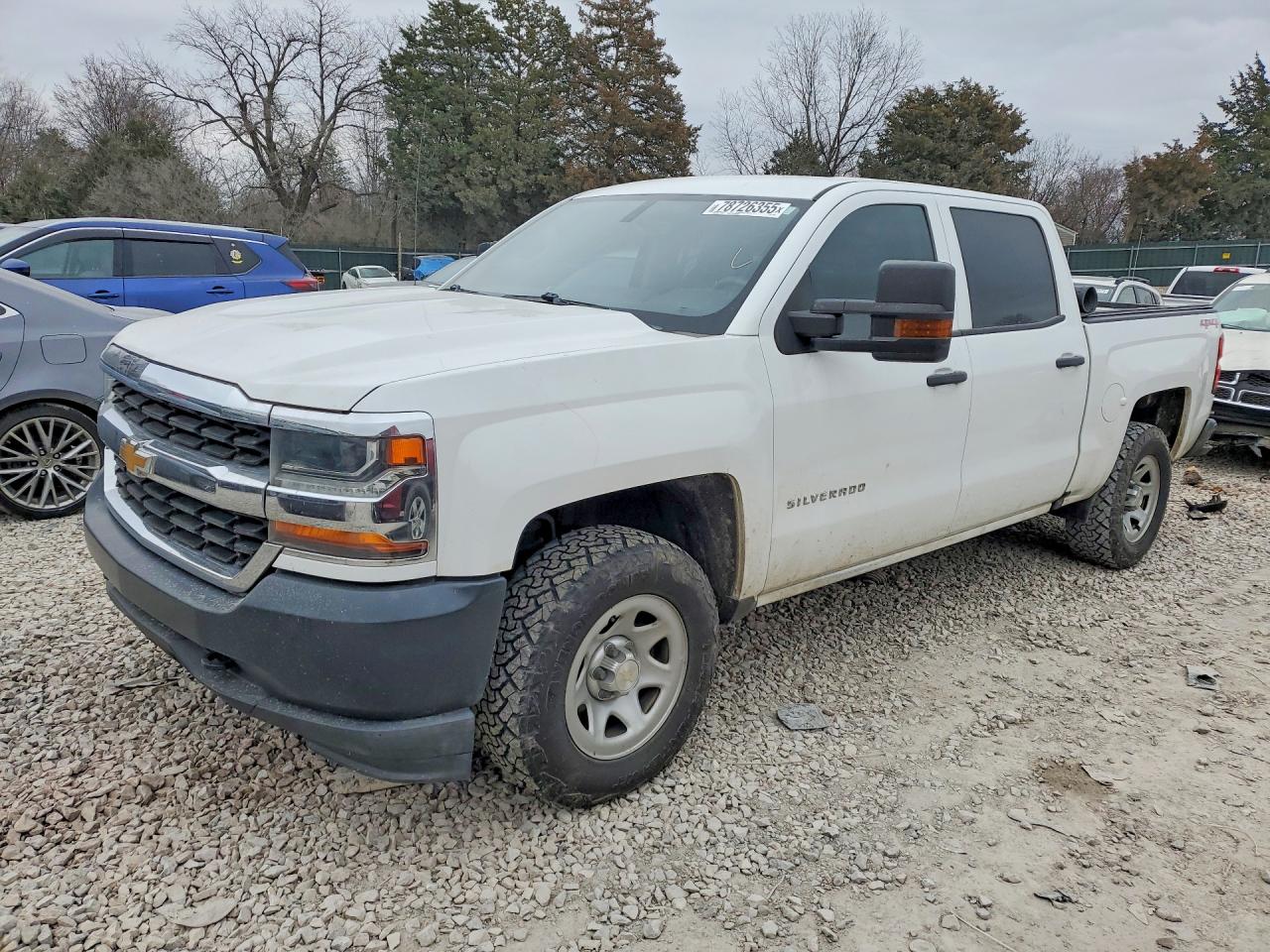 Salvage Chevrolet Silverado Image