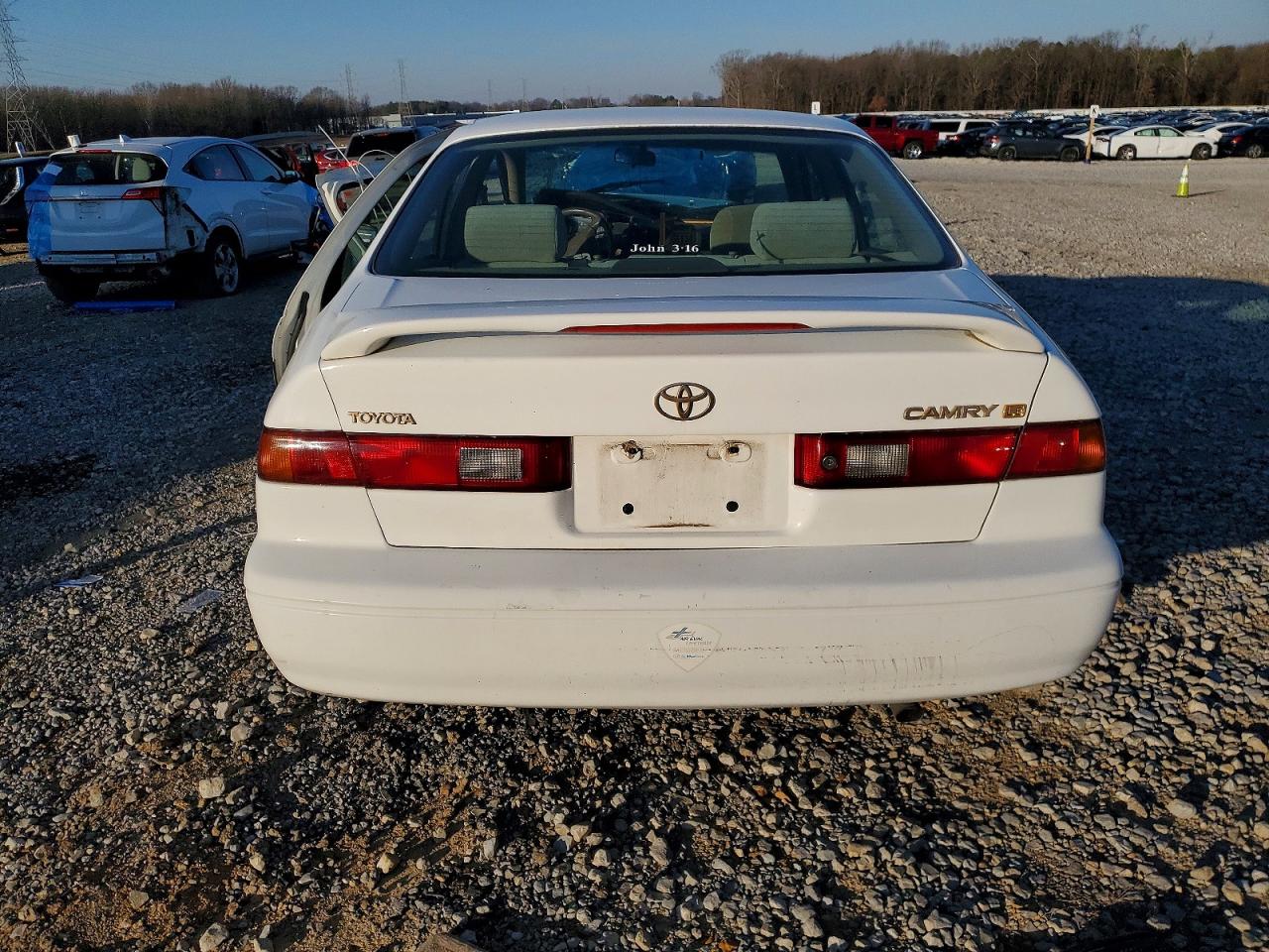 Toyota Camry Ce