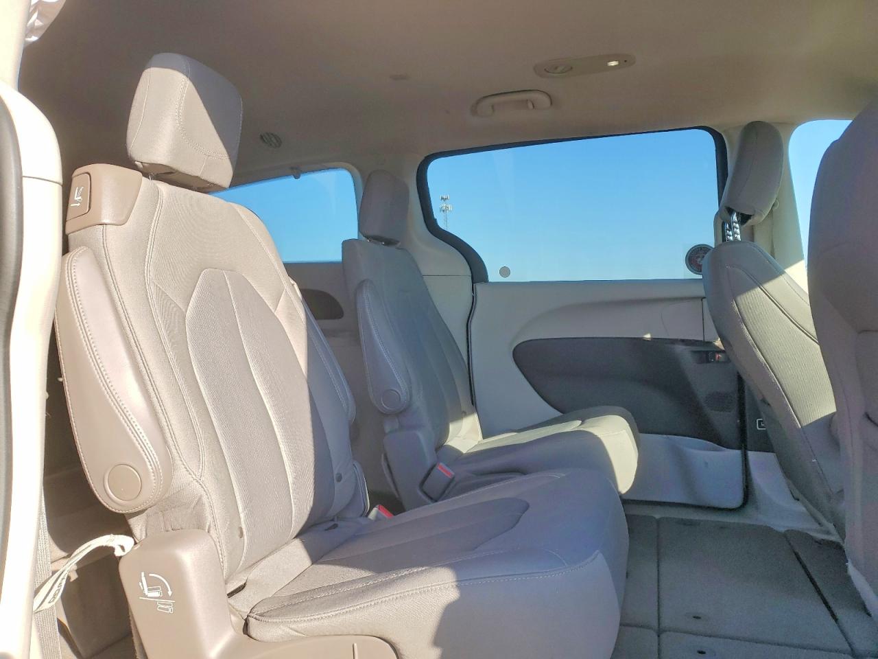 Chrysler Pacifica Lx