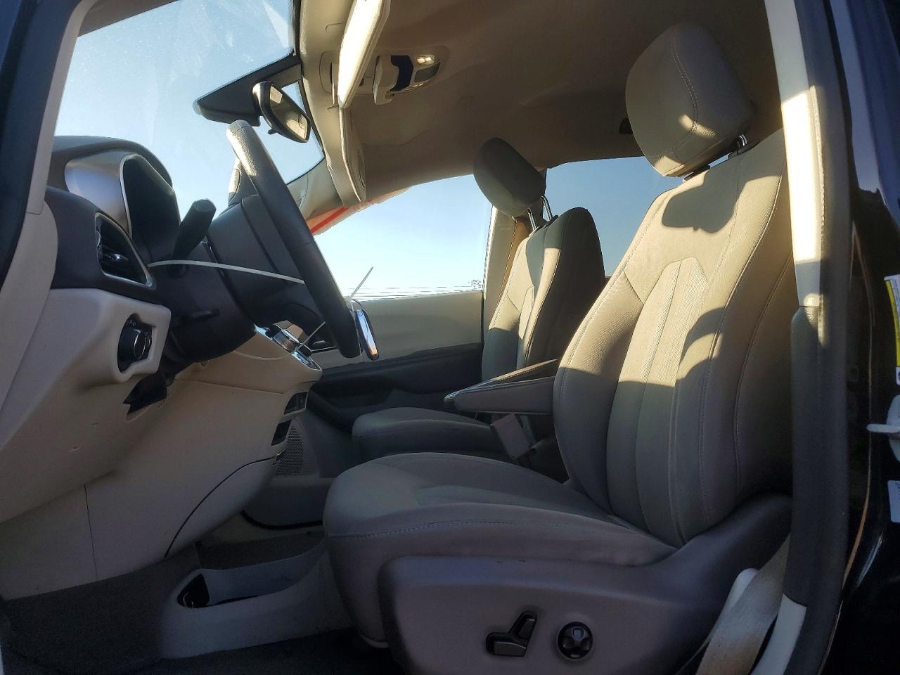 Chrysler Pacifica Lx