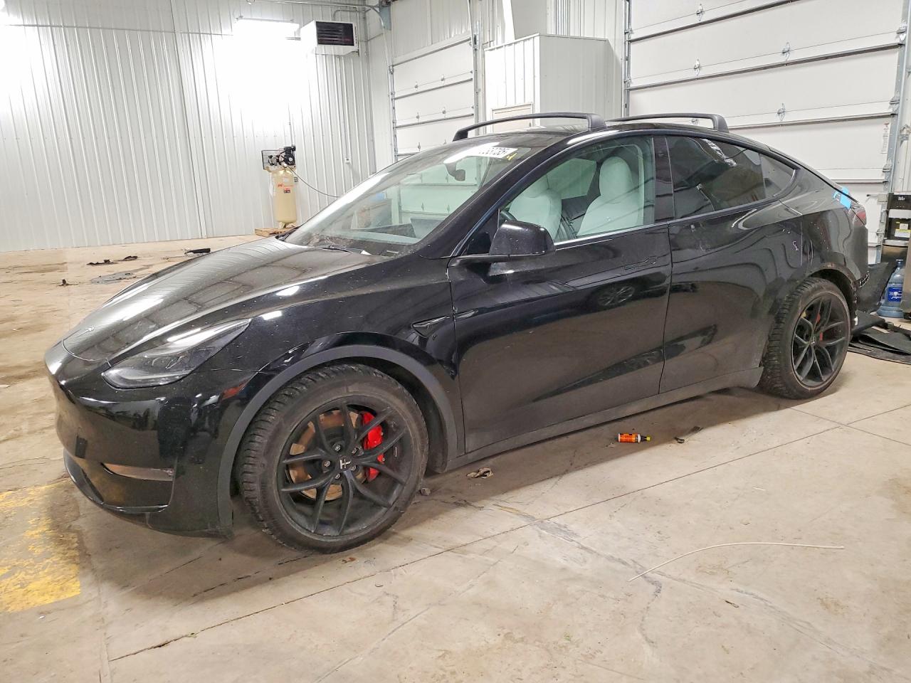 Salvage Tesla Model Y Image