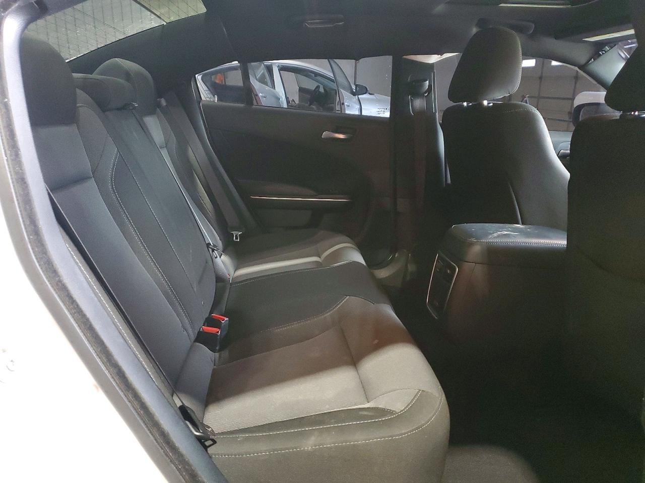 Dodge Charger Sxt