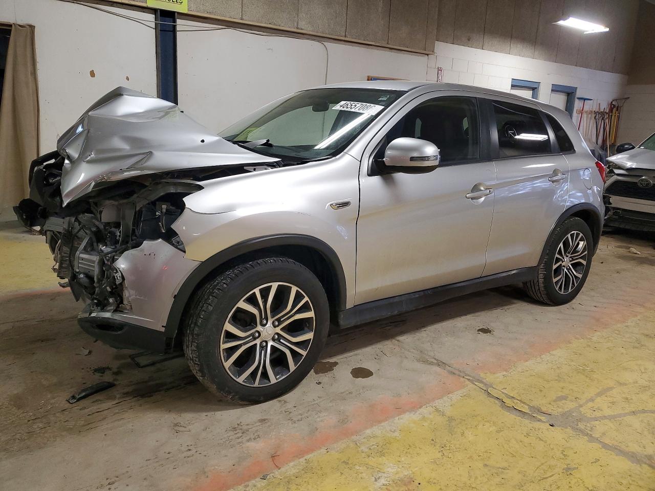 Salvage Mitsubishi Outlander Image
